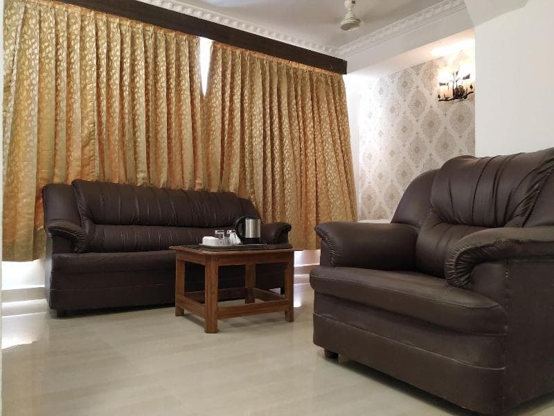 Aum Hotel photo 1