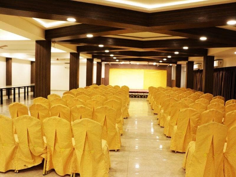 Hotel Ashray main
