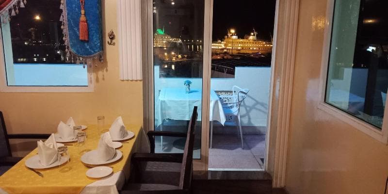 Oyo 137 Marina Hotel 5