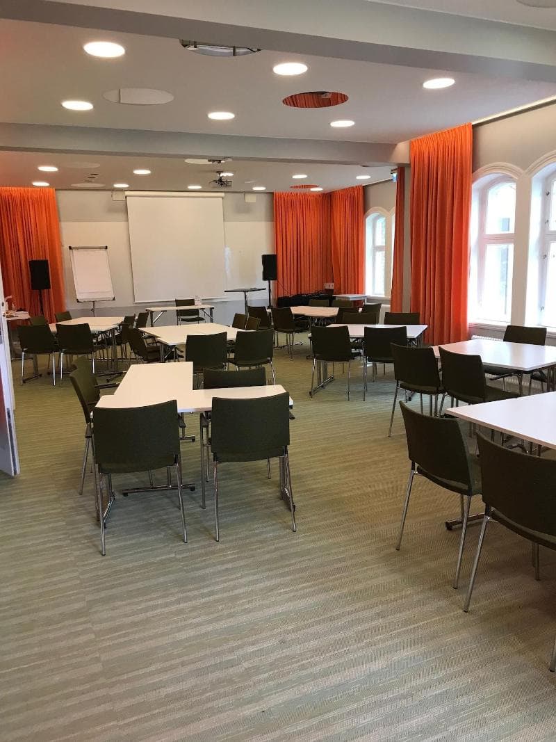Hotell Hehrne Restad Gard main