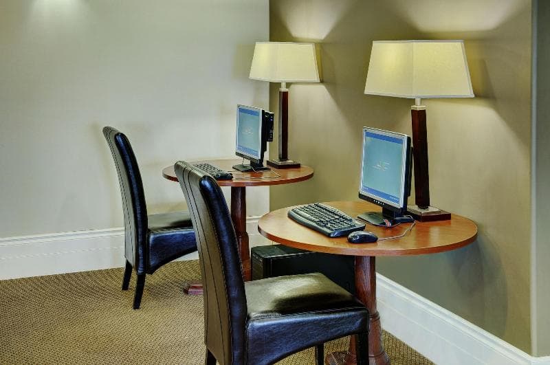 Lakeview Inns & Suites - Edson Airport main