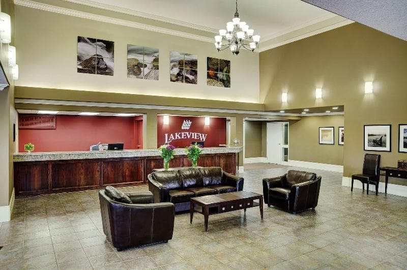 Lakeview Inns & Suites - Edson Airport 5