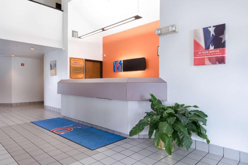 Motel 6 Dallas Northeast 4