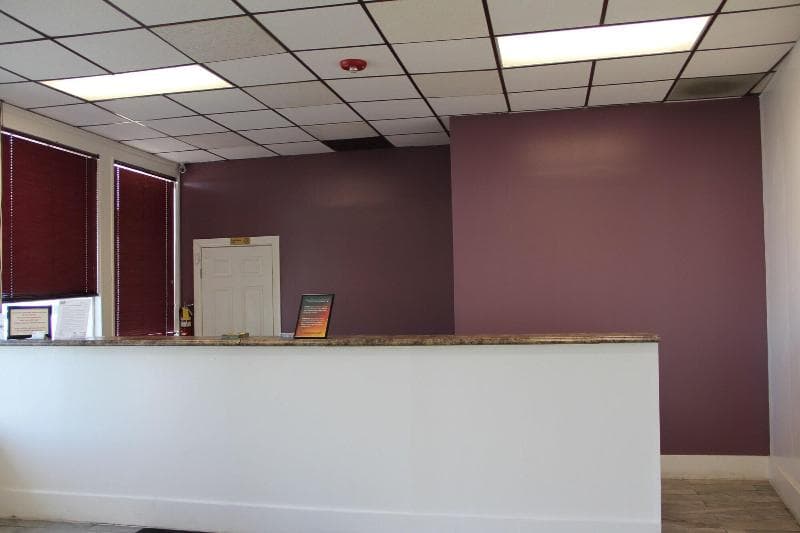 Lonestar Inn & Suites photo 1