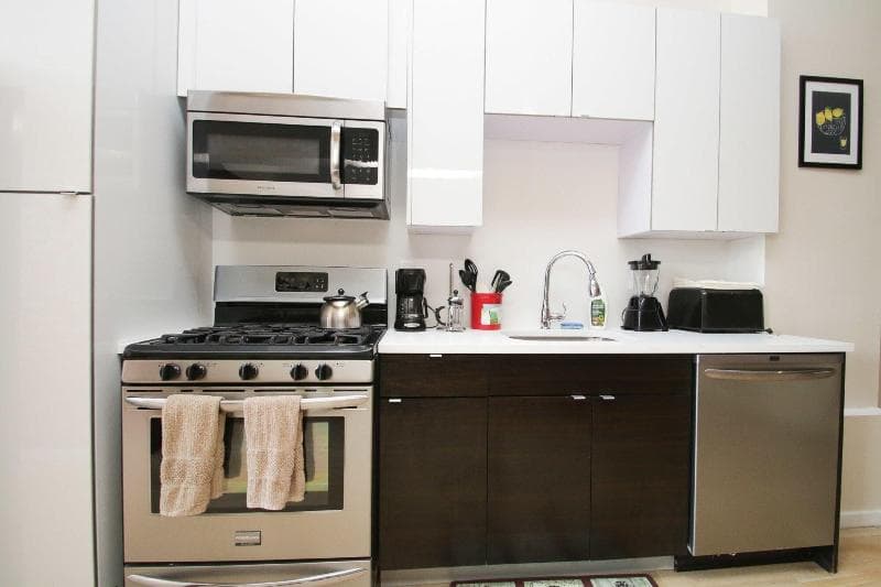 Renaissance Properties - 728 Market Street 3