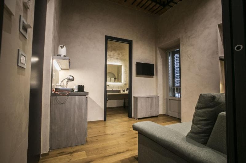 Edward Rooms & Wellness 2