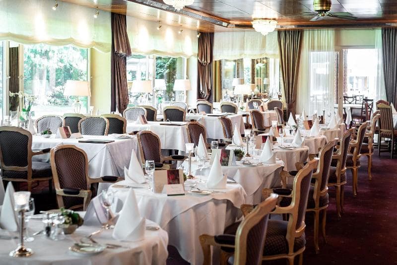Waldhotel Tannenhäuschen 4