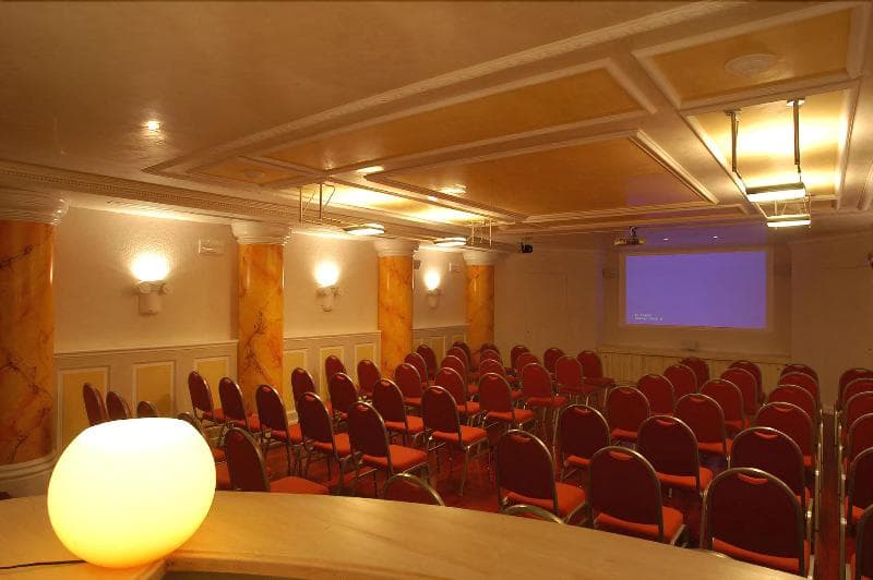 Park Hotel Arnica main