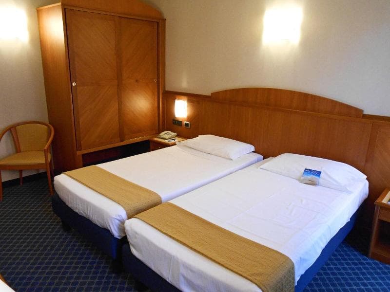 Hotel Sportsman 4
