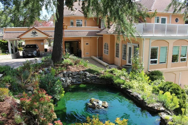 Villa Eyrie Resort 5