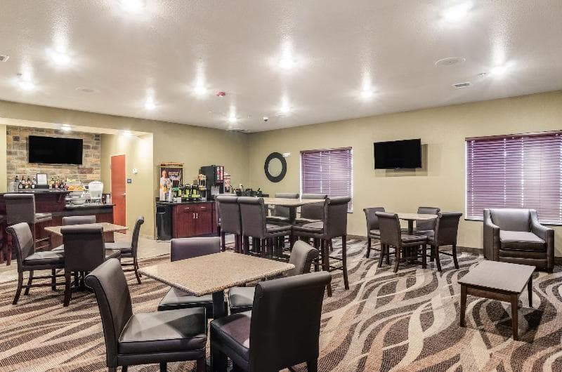 Cobblestone Hotel & Suites - Gering / Scottsbluff 4