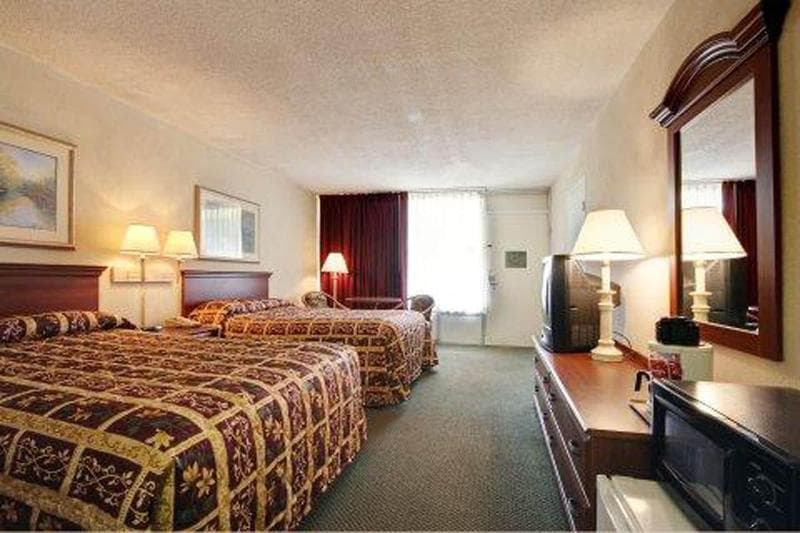 Motel 6 Natchitoches 4