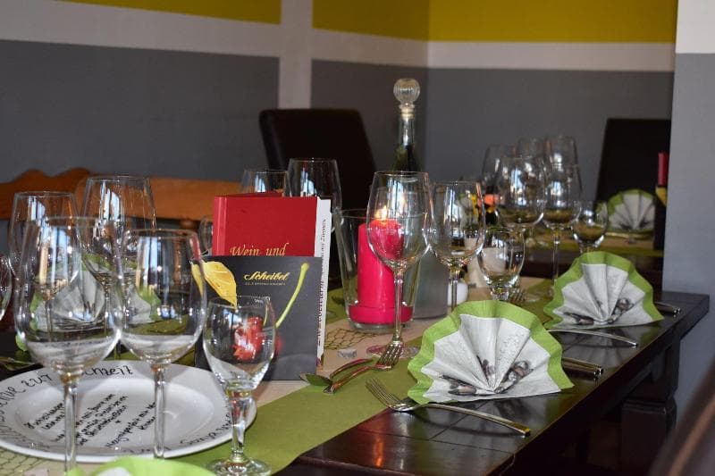 Gast Und Weinhaus Zwiebelturm photo 1