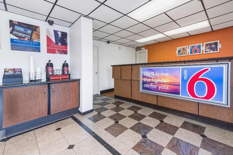 Motel 6 Sulphur La 5