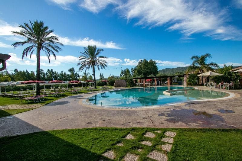 Alma Resort main