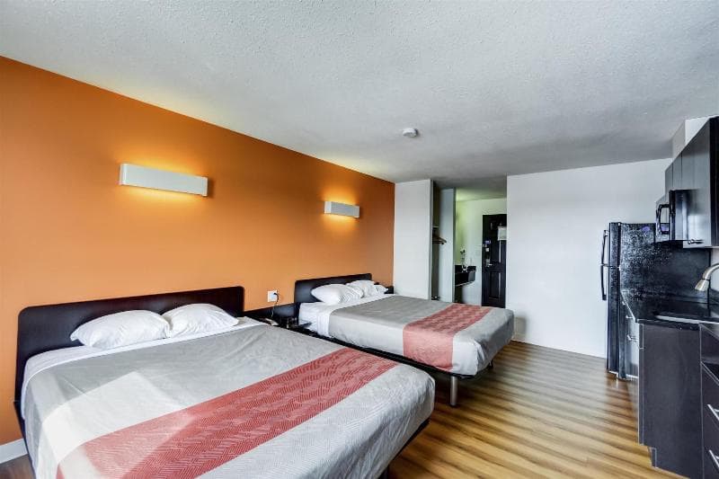 Motel 6 Innisfail Ab 3