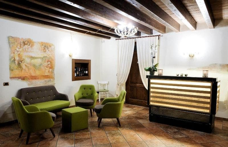 Relais Madonna Di Campagna 5