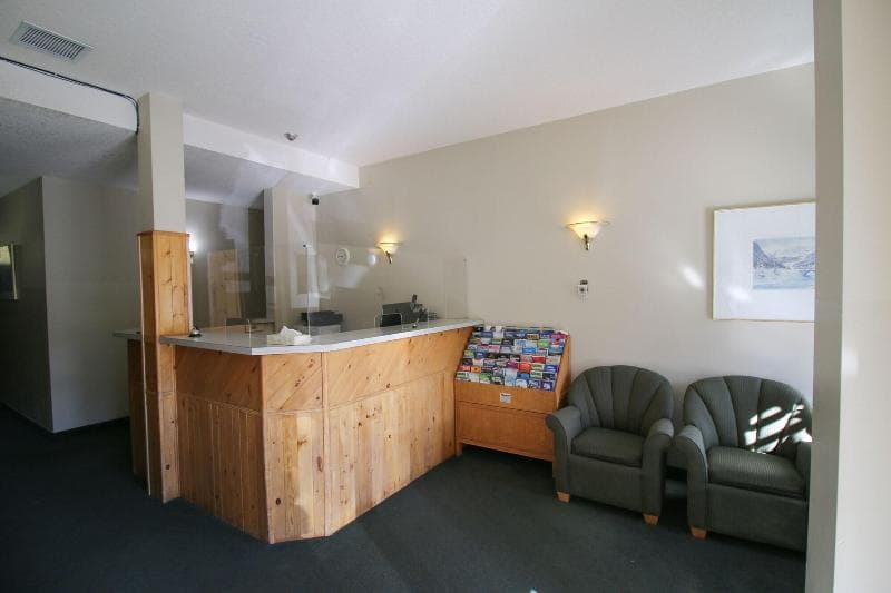 Bighorn Inn & Suites 2