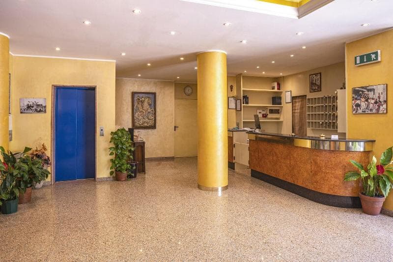 Hotel Catignano 4