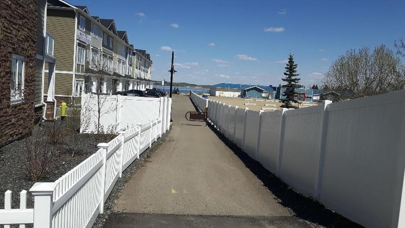 Edgewater Inn main