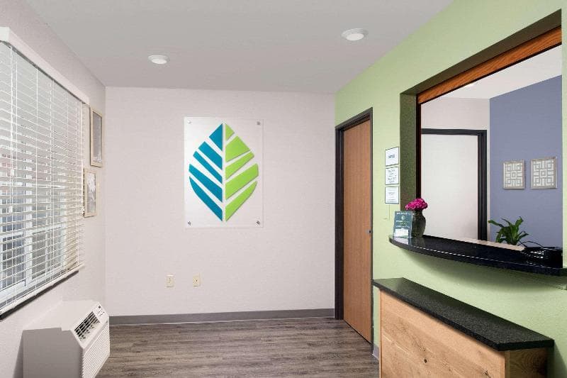 Extended Stay America Select Suites Oklahoma City Bethany 3