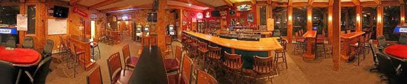 Soda Butte Lodge main