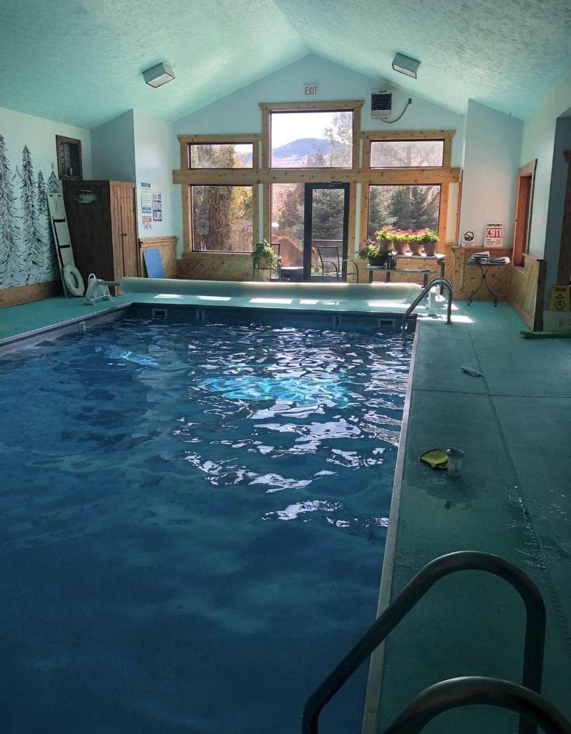 Yellowstone Village Inn And Suites photo 1