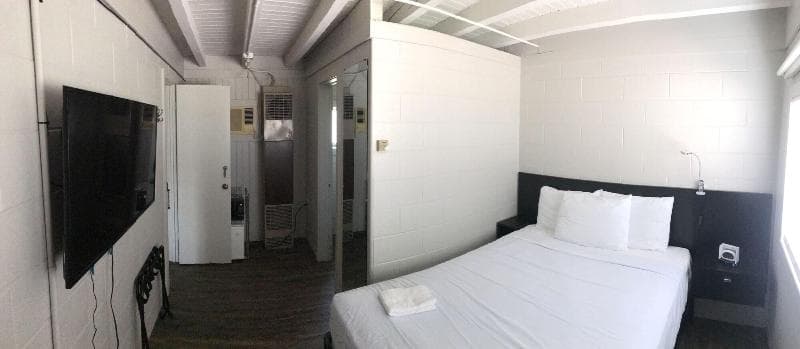 The Cedar Motel main