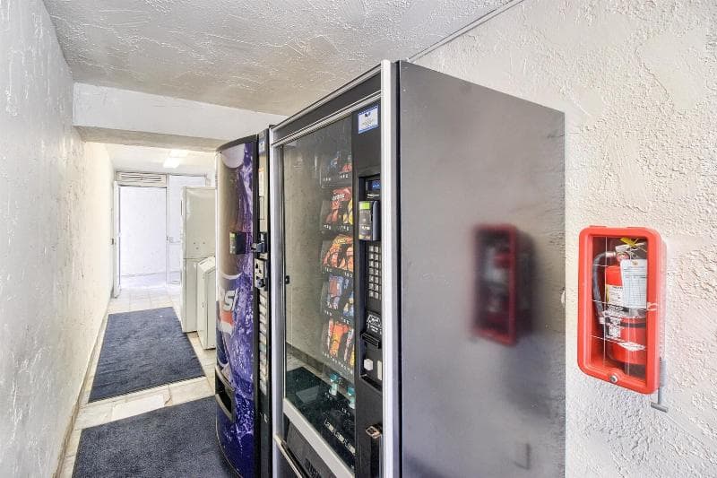 Motel 6 Everett South photo 1