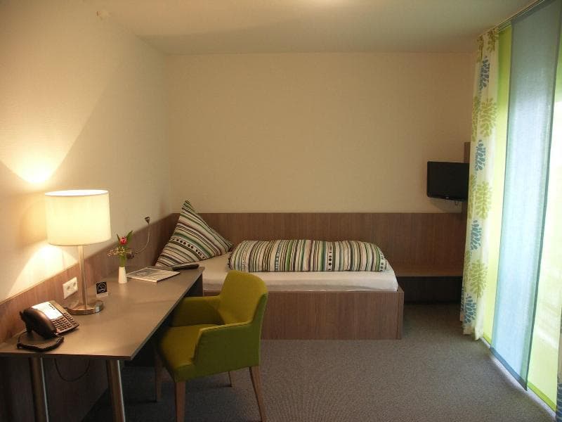 Astra Hotel Garni photo 1