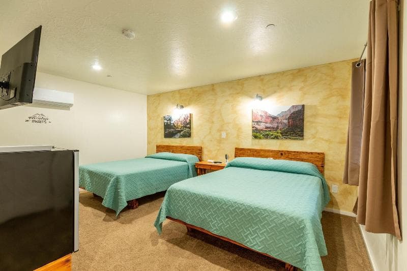 Hurricane Hideaway Lodging 5
