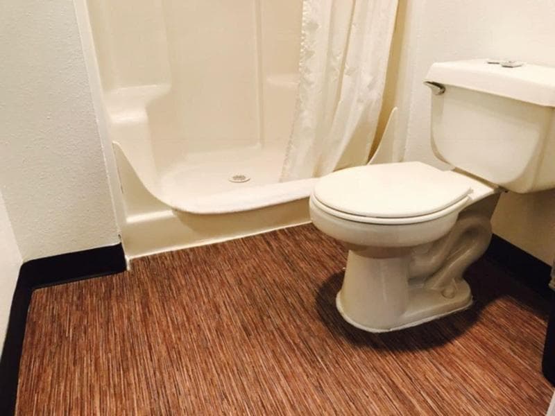 Kings Row Inn 2