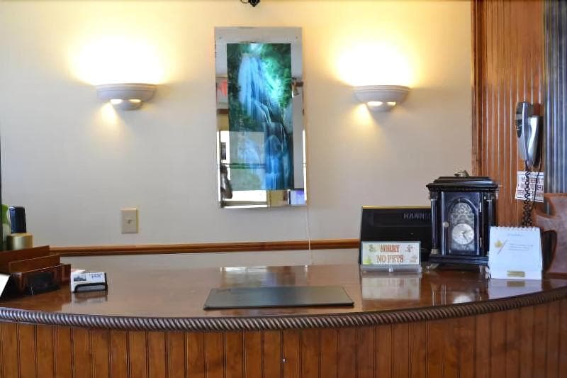 Lockhart Inn 3