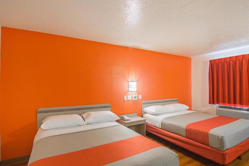 Motel 6 Lawton 3