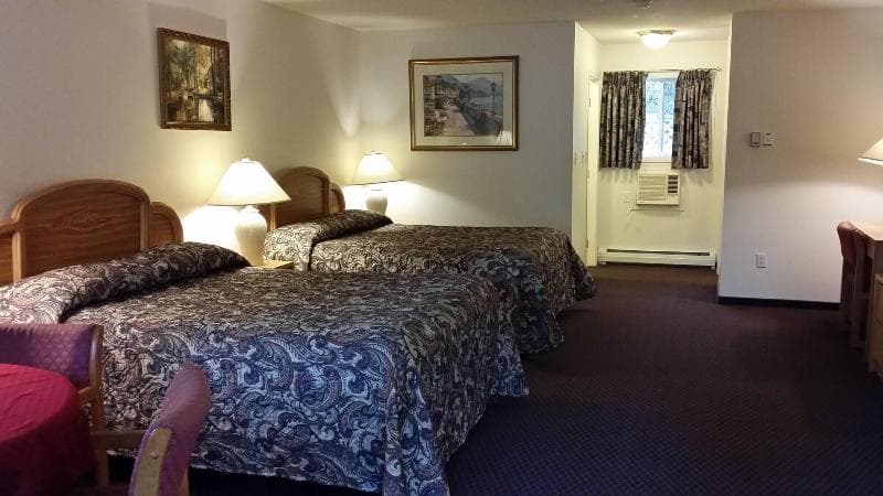 Skagit Motor Inn 3
