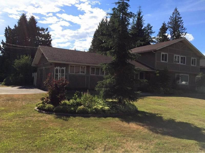 Alpenrose Revelstoke Bed & Breakfast 4