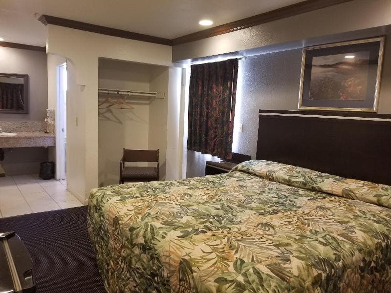 Starlight Inn Huntington Beach 5