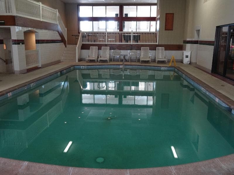 Bird-In-Hand Family Inn main