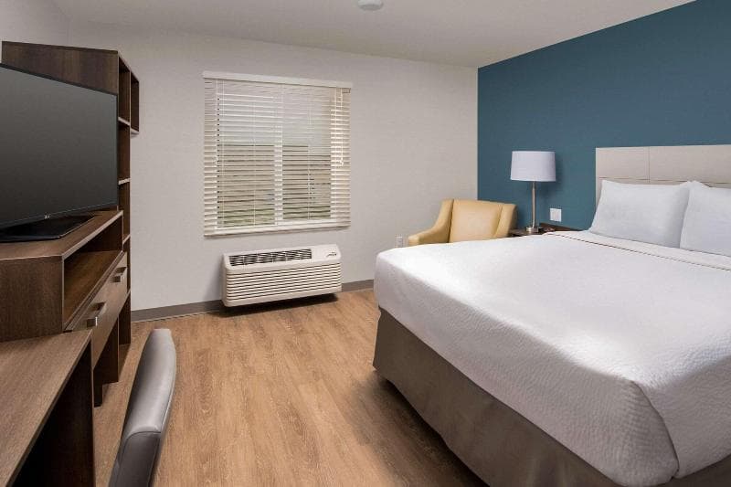 Woodspring Suites Denver Centennial 4