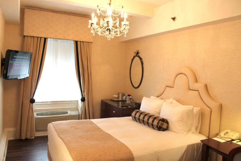 Molly Pitcher Inn Red Bank 5