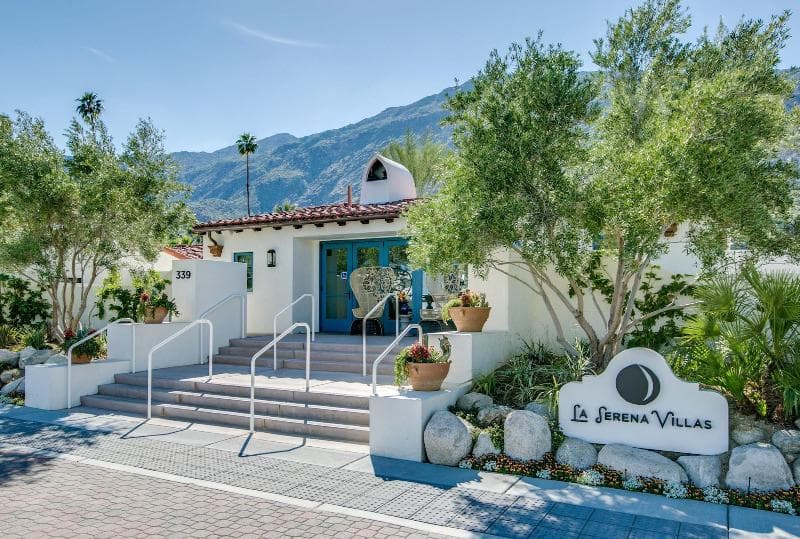 La Serena Villas - Adults Only 21 & Up 4