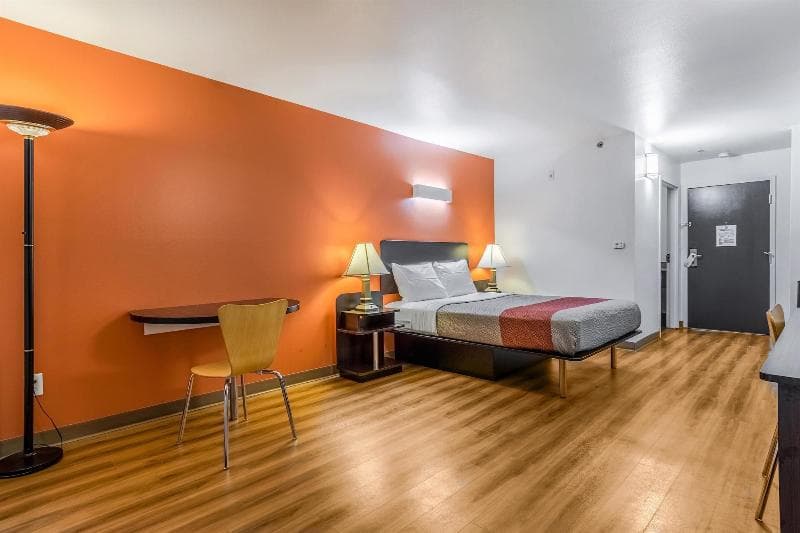 Motel 6 Hesperia 4