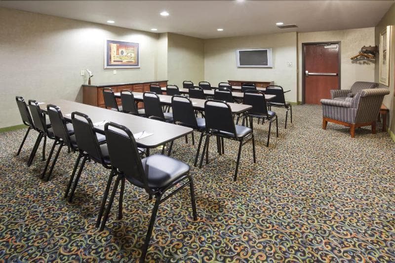 Grandstay Hotel & Suites Becker Big Lake main