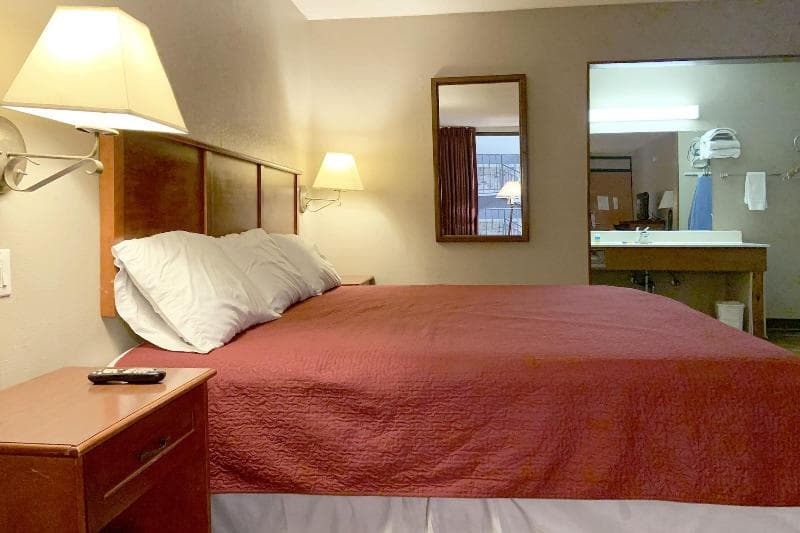 Paris Inn And Suites 3
