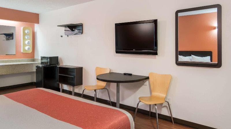 Motel 6 Richmond, Va - Midlothian Turnpike photo 1