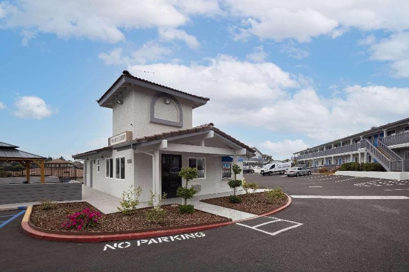 Days Inn By Wyndham Arroyo Grande/Pismo Beach 5
