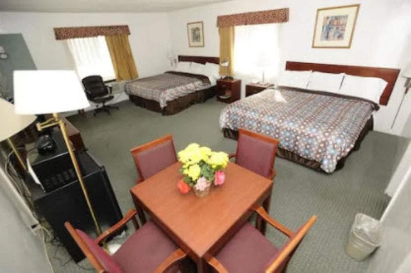 Victoria Motel 3