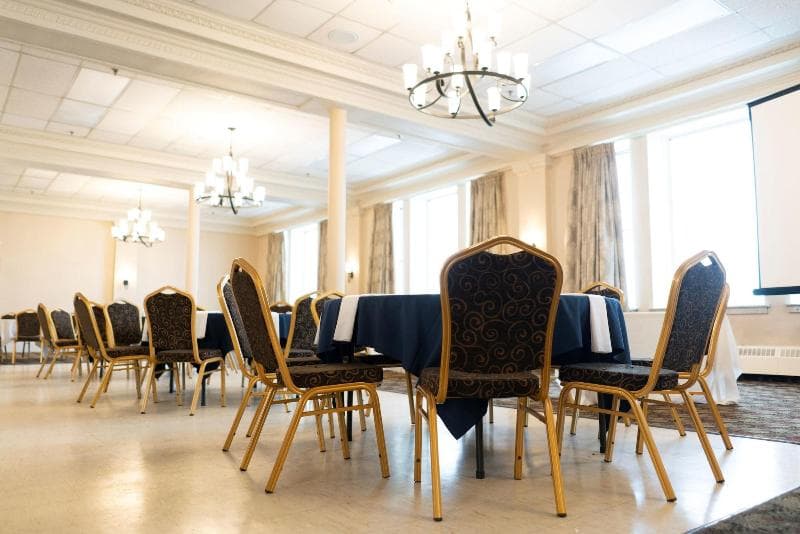 Prince Arthur Waterfront Hotel & Suites main