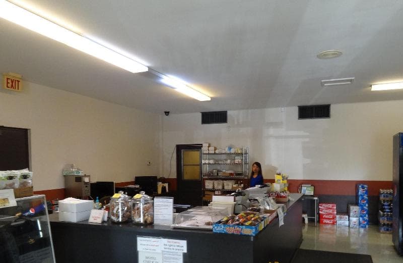 Tip Top Motel Cafe & Bakery 3