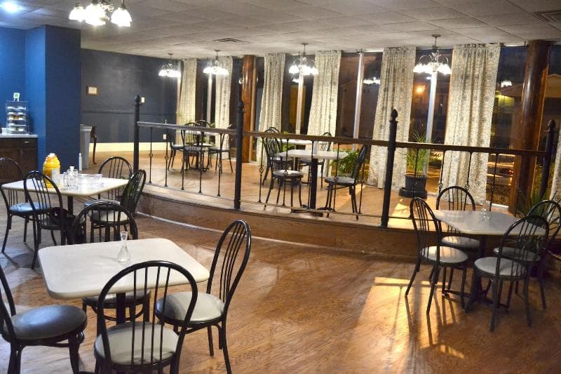 Cascades Inn photo 1